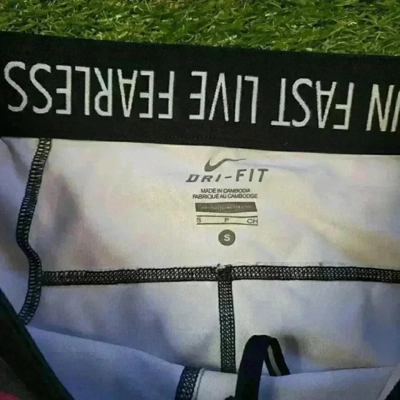 Nike Dri Fit 3/4 Length Compression Running Training Tights (Women's Small 4480 - Picture 5 of 9